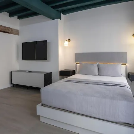 Wonderful In Oldtown Apartment